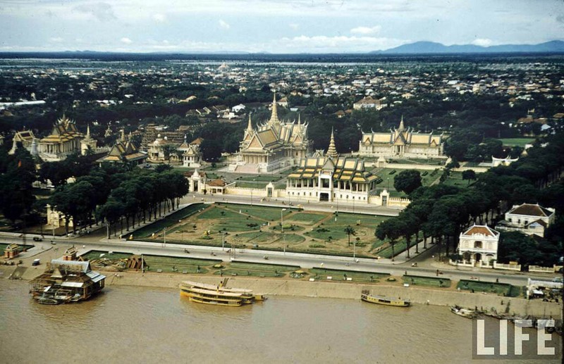 Campuchia truoc 1975 qua anh mau tuyet dep cua tap chi Life