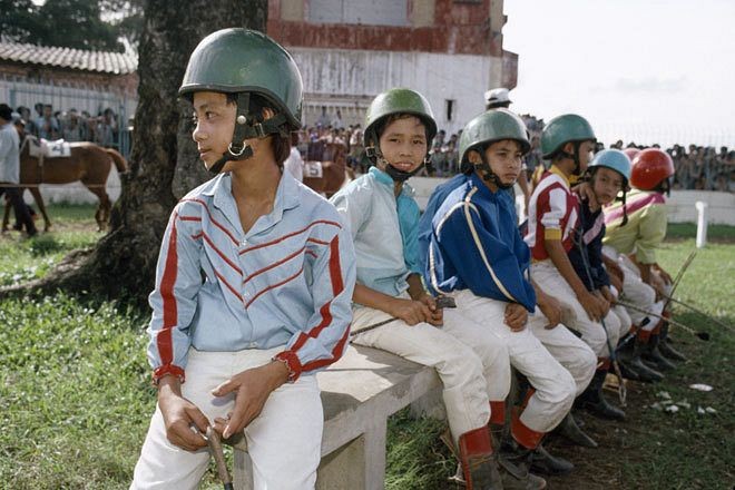 TP Ho Chi Minh nhung nam 1990 qua ong kinh Catherine Karnow-Hinh-2