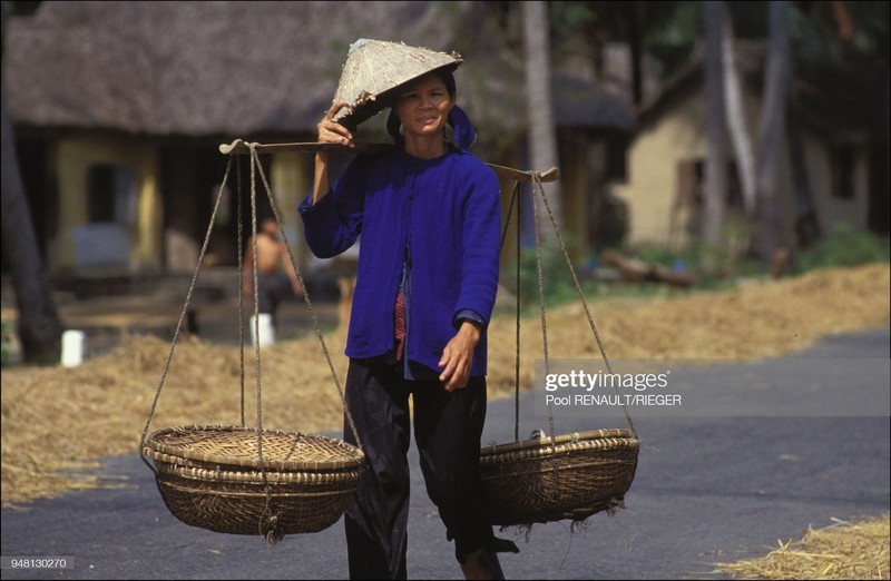 Ba mien Viet Nam nam 1992 qua ong kinh Pool Renault (2)-Hinh-6