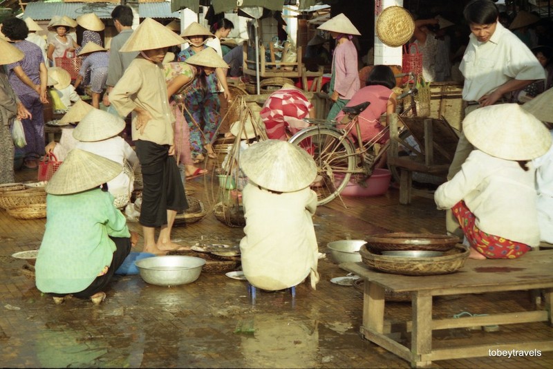 Anh doi thuong cuc thu vi o Hoi An nam 1996-Hinh-4