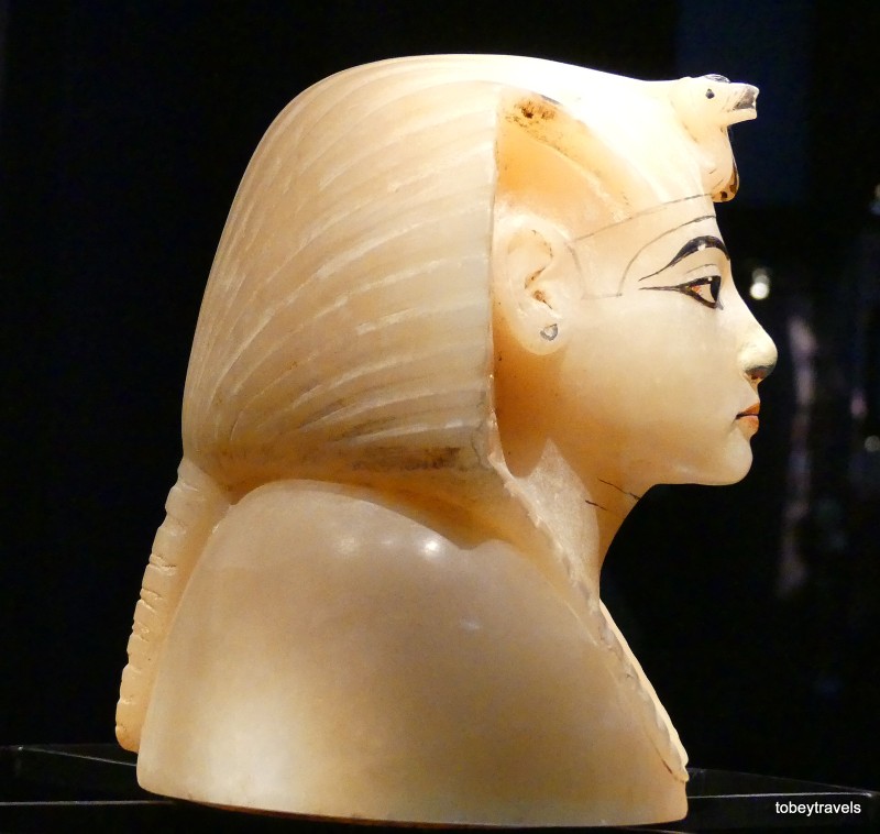 Soi chi tiet bo suu tap bau vat cua pharaon Tutankhamun (1)-Hinh-5