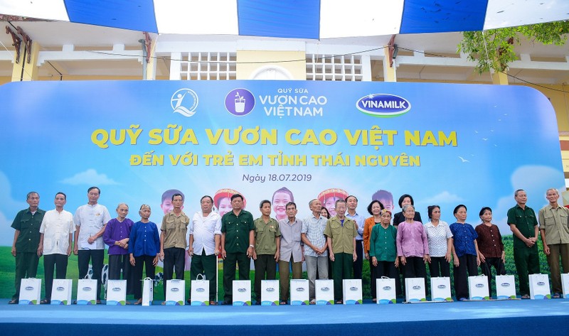 Quy sua vuon cao Viet Nam va Vinamilk chung tay vi tre em Thai Nguyen-Hinh-2
