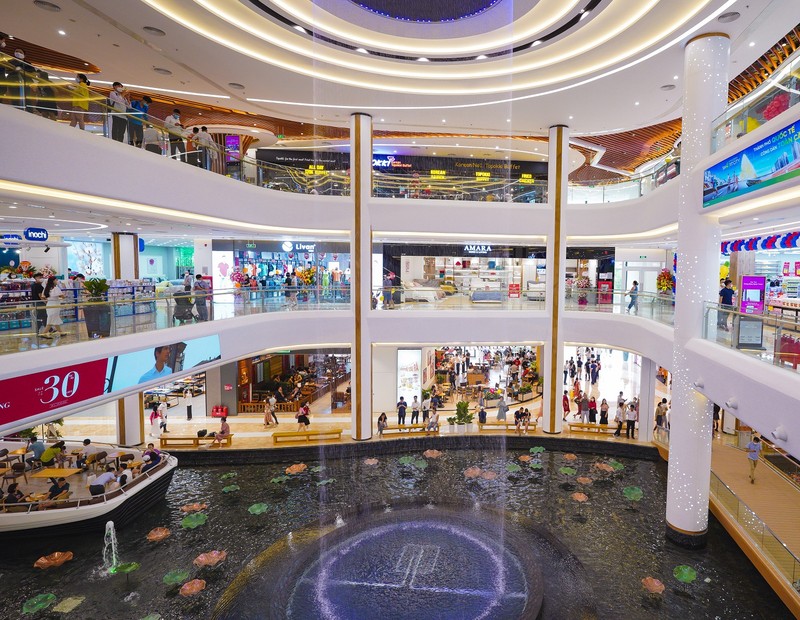 Khai truong TTTM “The he moi” Vincom Mega Mall Smart City dau tien cua Viet Nam-Hinh-5
