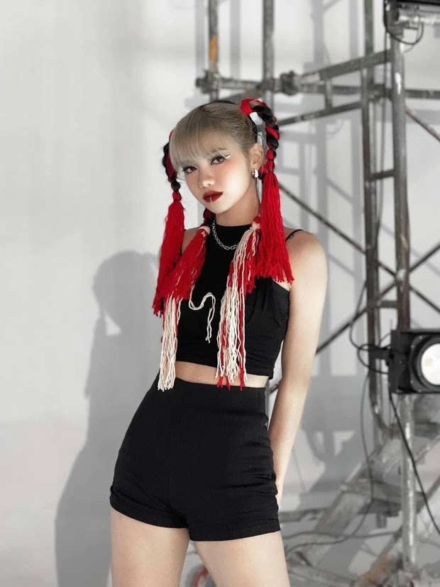 Gái Xinh Rap Việt Gây Tranh Cãi Vì Nhan Sắc Trên Sóng Truyền Hình