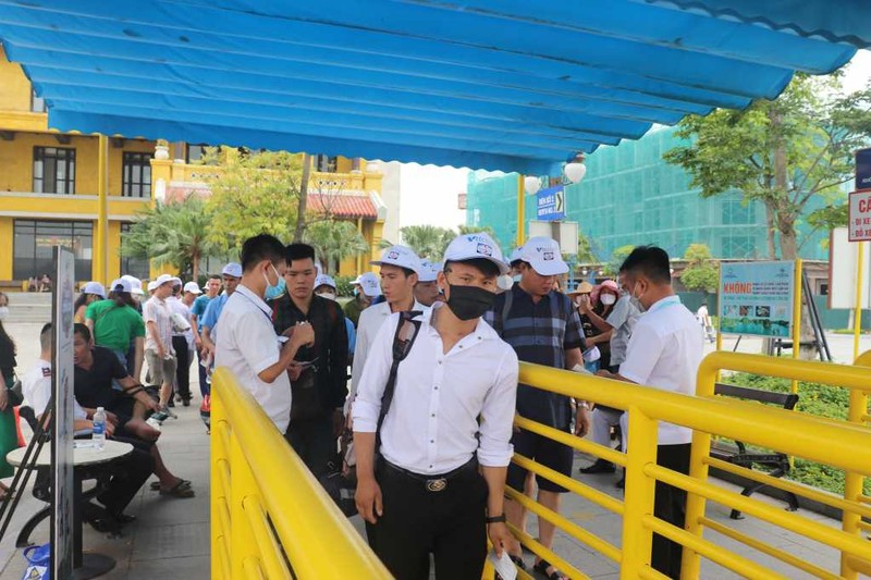 Quang Ninh: Se dung giam 50% gia ve mot so diem tham quan tu ngay 1/7