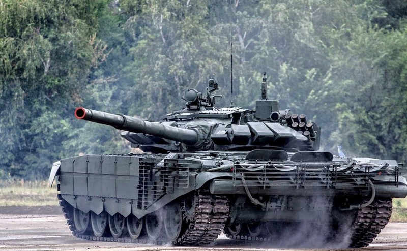 Nga bat ngo dieu 30 'sieu tang' T-72B3M ap sat bien gioi Afghanistan-Hinh-11