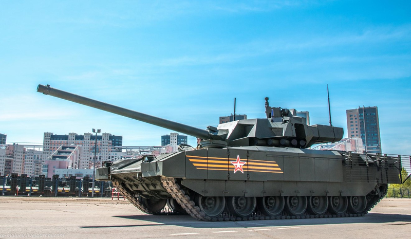 Nga 'chuan hoa' xe tang T-90M, diem bao bat loi cho My va NATO-Hinh-6
