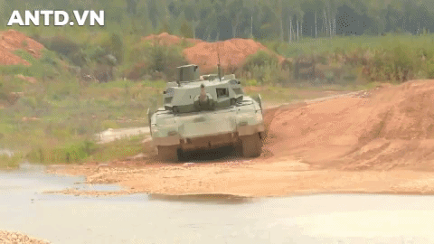 Nga 'chuan hoa' xe tang T-90M, diem bao bat loi cho My va NATO