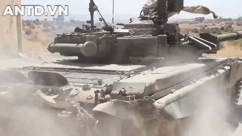 Xe tang T-90 Syria tien danh phien quan than Tho Nhi Ky tai Idlib-Hinh-5