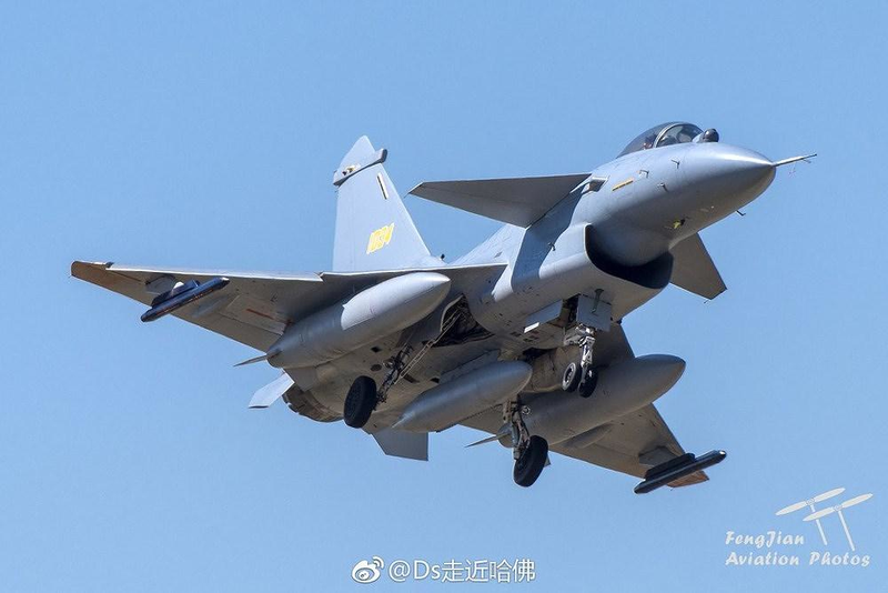 Nong: Iran se mua tiem kich J-10 Trung Quoc thay cho Su-35 Nga?-Hinh-14