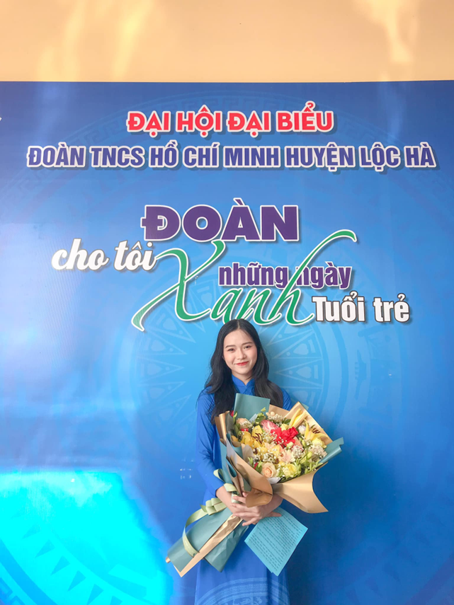 Nu sinh Bao chi xuat sac lot top 5 Hoa hau Ao dai Viet Nam 2022-Hinh-11