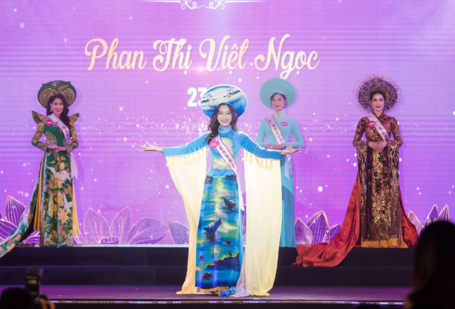 Nu sinh Bao chi xuat sac lot top 5 Hoa hau Ao dai Viet Nam 2022-Hinh-3