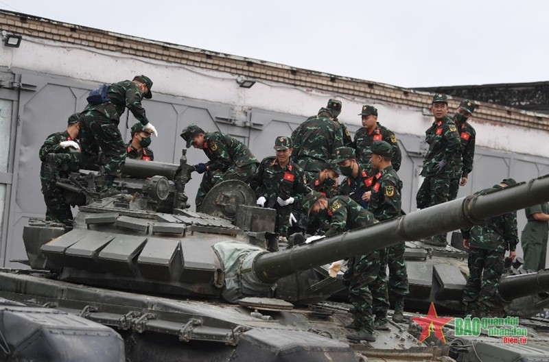 Suc manh co xe tang Nga cho Viet Nam muon tai Army Game 2022