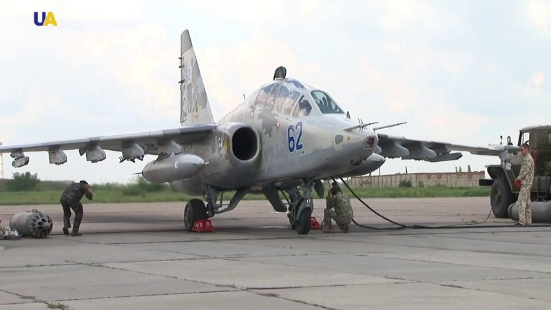 Nga 'giat minh' truoc vien canh Anh cung cap may bay AWACS cho Ukraine-Hinh-8