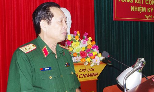 Trung tuong cu cai voi CSGT: “Toi khong khung dien gi ma lam vay”