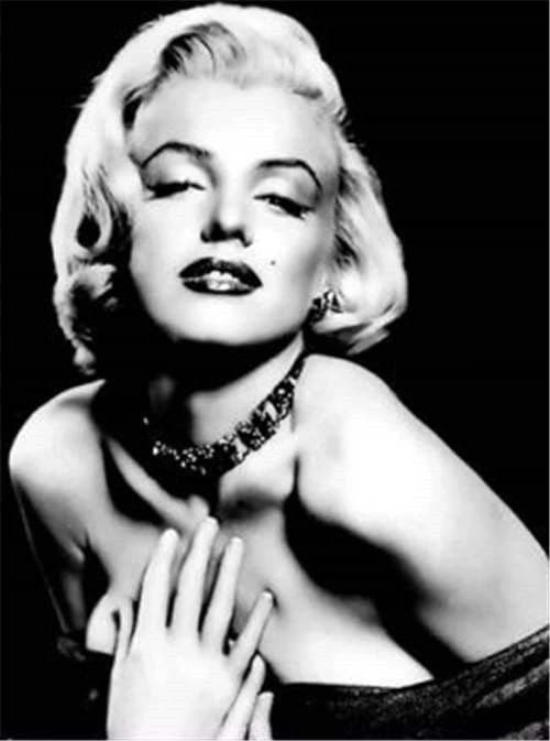 Marilyn Monroe qua doi voi tu the la-Hinh-2