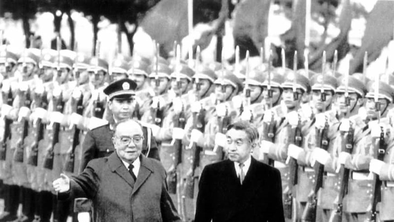 Nhat Hoang Akihito chinh thuc thoai vi, Nhat Ban buoc sang trieu dai moi Reiwa-Hinh-6