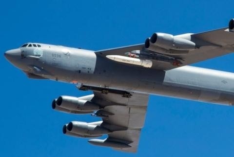 B-52H khoe co vu khi doc, nhanh gap doi sieu ten lua cua Nga-Hinh-6