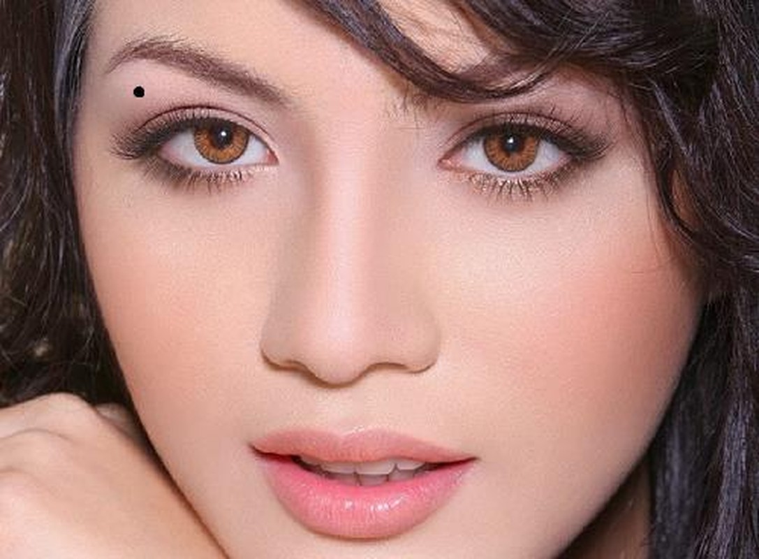 7 nốt ruồi vượng tướng tu 10 đời mới có, đừng dại tẩy đi - Hình 3 7 not ruoi vuong tuong tu 10 doi moi co, dung dai tay di-Hinh-3