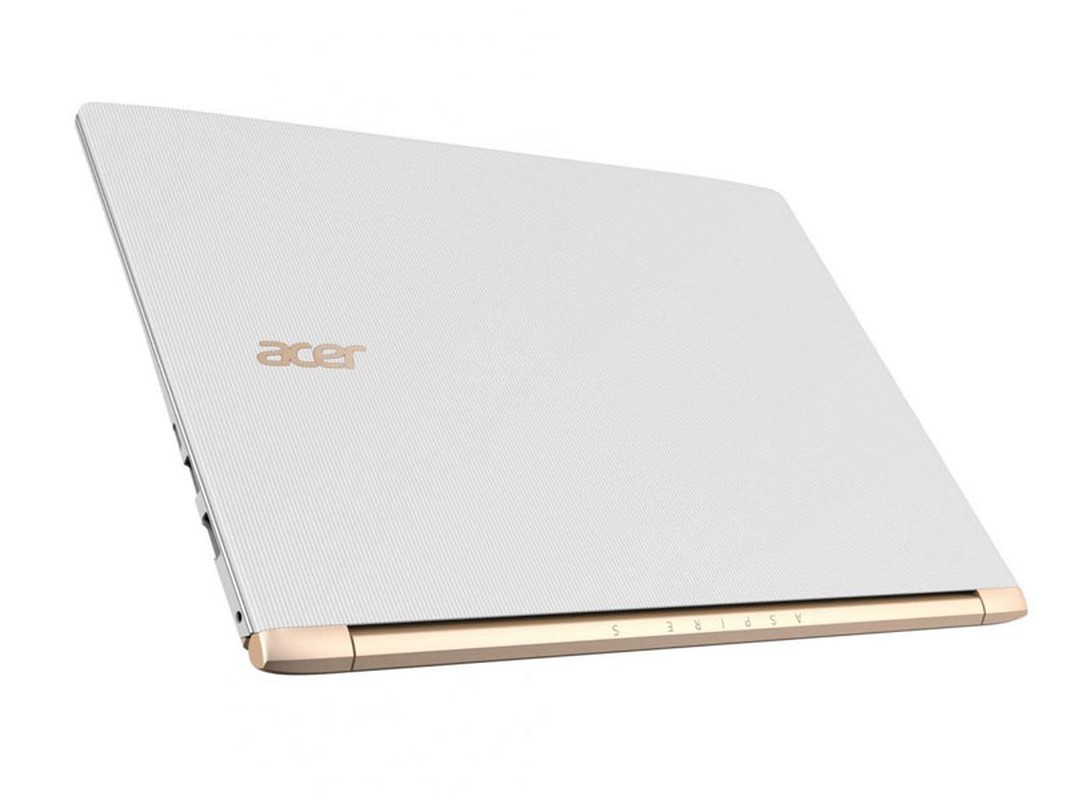 Can canh laptop Acer Aspire S13: Doi thu xung tam cua Macbook Air-Hinh-10