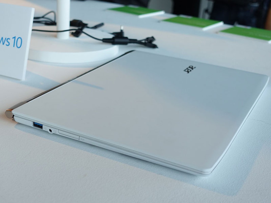 Can canh laptop Acer Aspire S13: Doi thu xung tam cua Macbook Air-Hinh-16
