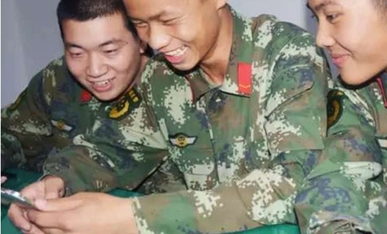 Smartphone binh linh Trung Quoc su dung co gi dac biet?