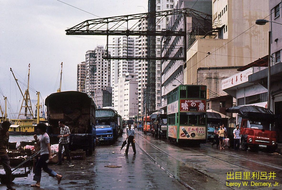 Nhung khung hinh cuc hap dan ve Hong Kong nam 1980-Hinh-8