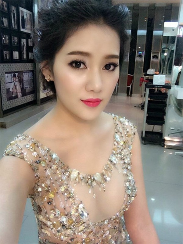 Xon xao hot girl nhom Pho gióng Ly Mac Sau-Hinh-2