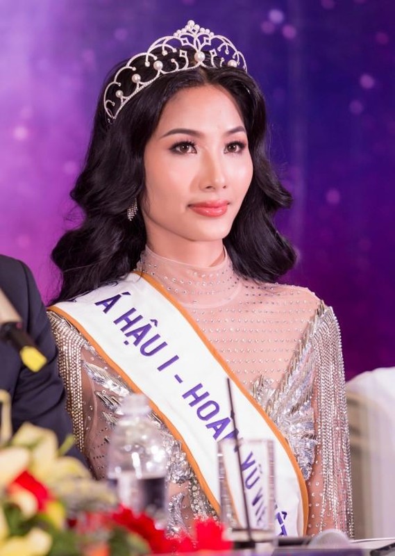 Nhan sắc xứ Thanh gây chú ý tại các cuộc thi hoa hậu - Hình 7 Nhan sac xu Thanh gay chu y tai cac cuoc thi hoa hau-Hinh-7