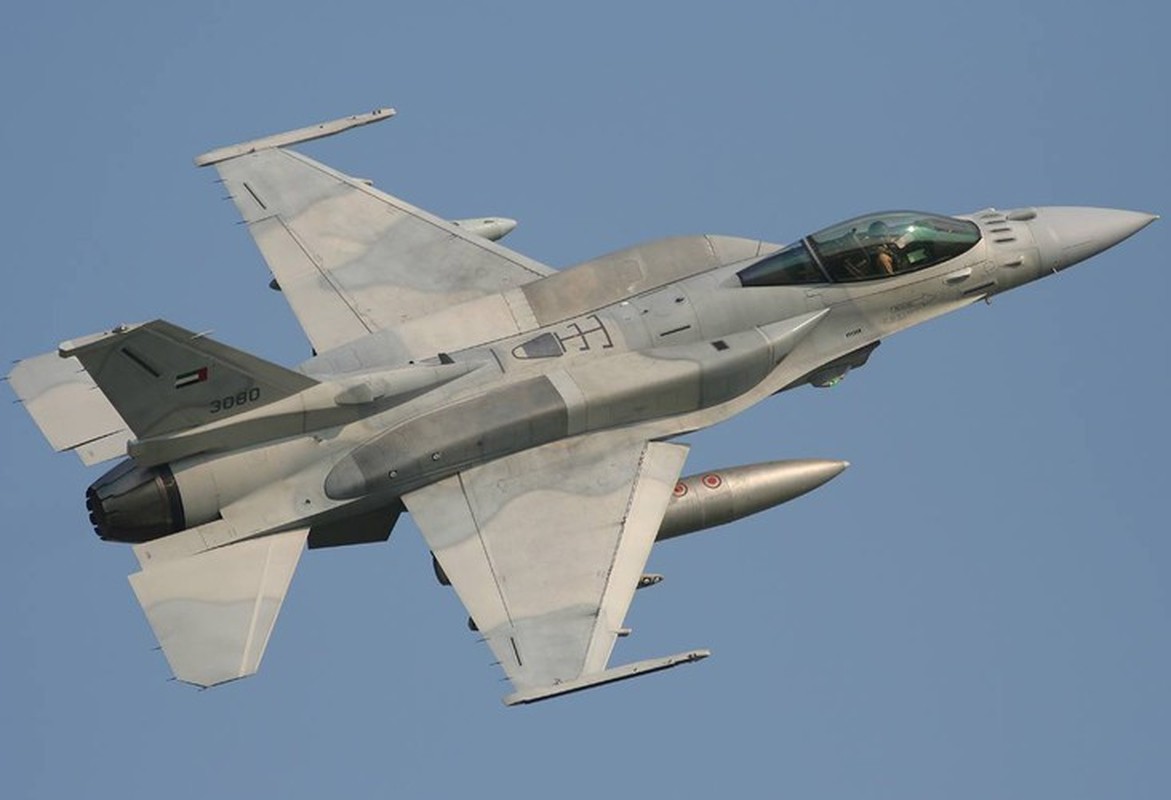 Tiem kich F-16V duoc dap them 