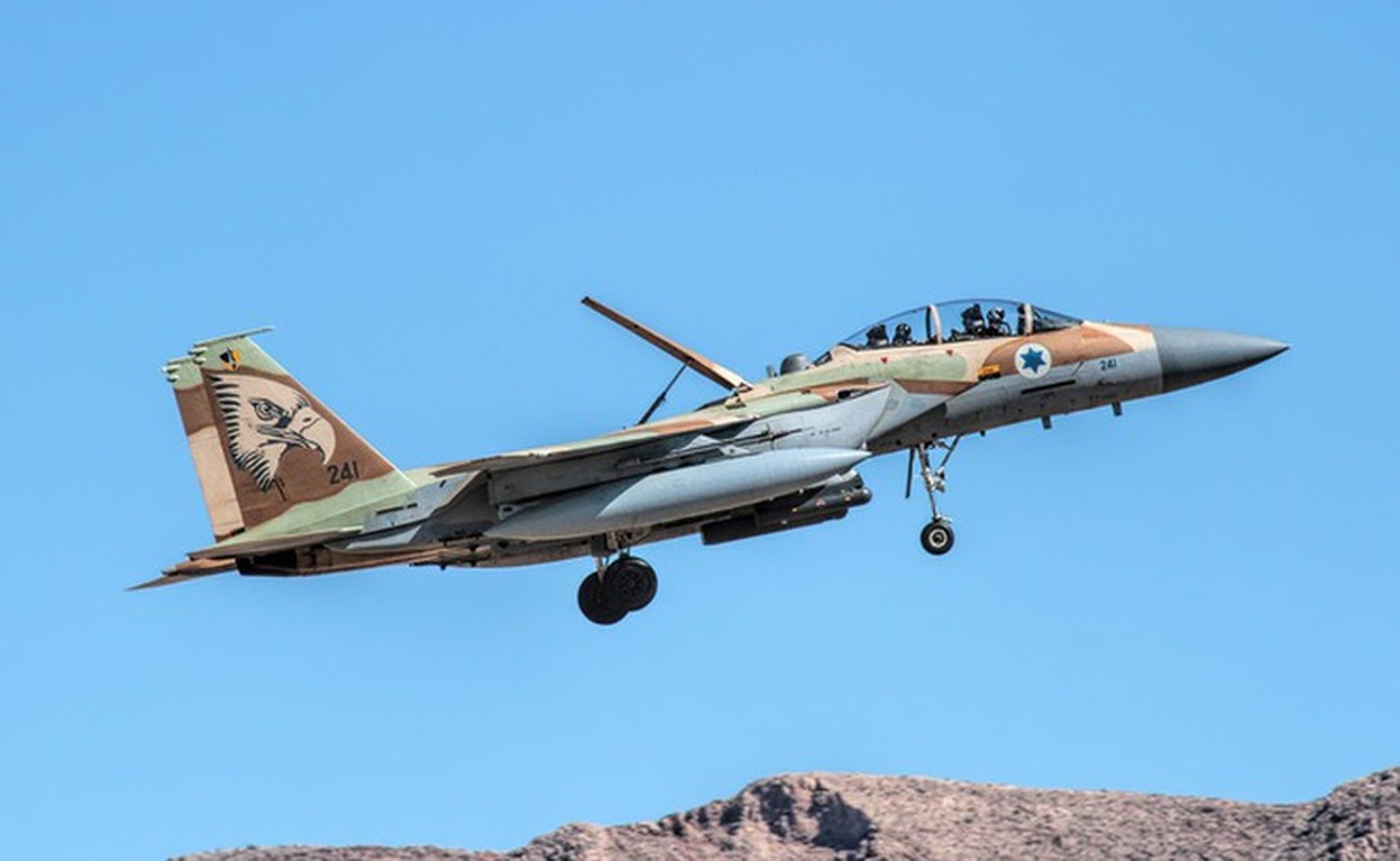Tiem kich F-16I Israel vuot qua phong tuyen S-400 oanh tac vao Syria-Hinh-12