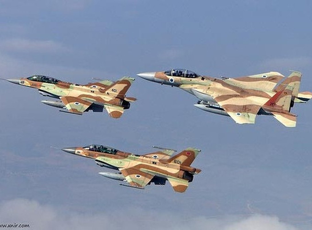 Tiem kich F-16I Israel vuot qua phong tuyen S-400 oanh tac vao Syria-Hinh-13