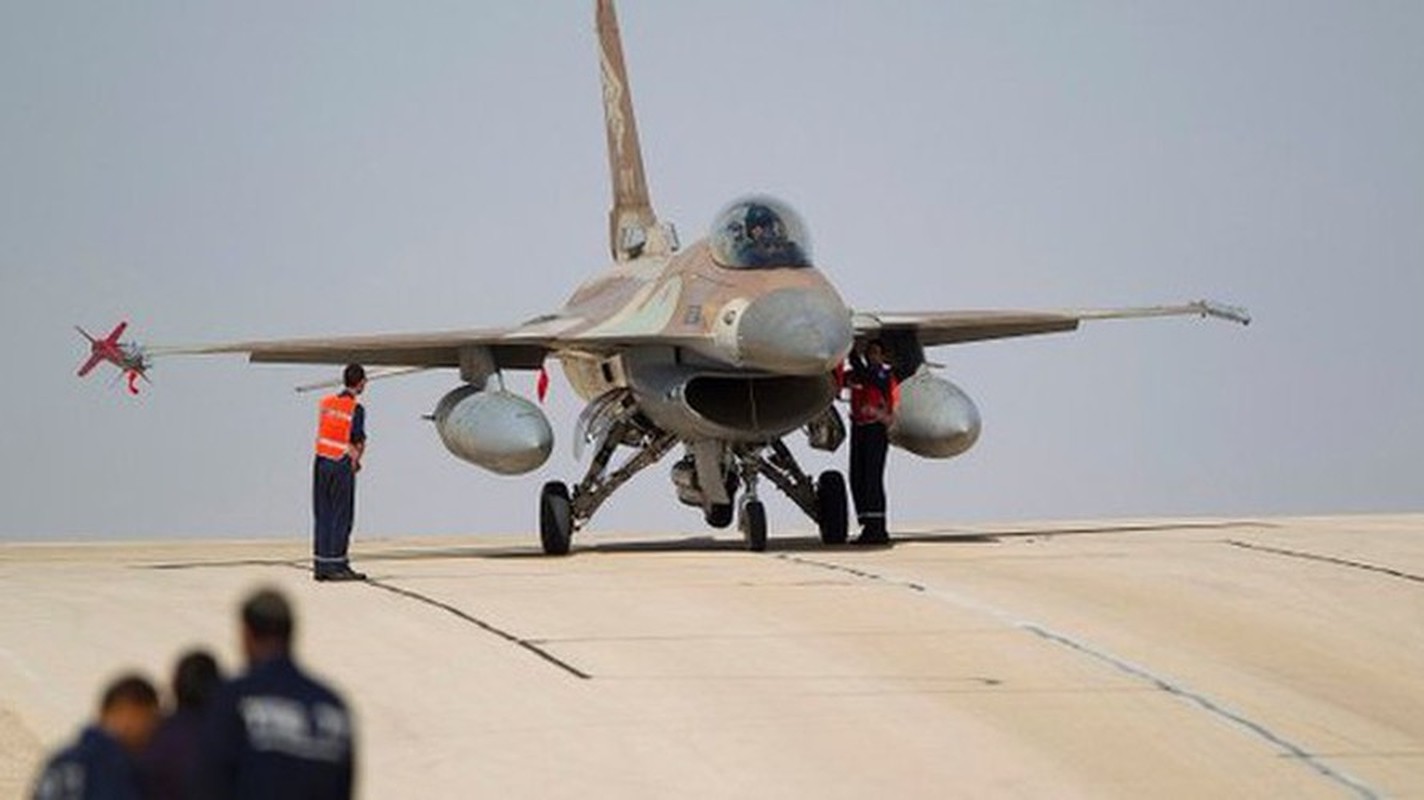 Tiem kich F-16 Israel bi thuong nang boi 