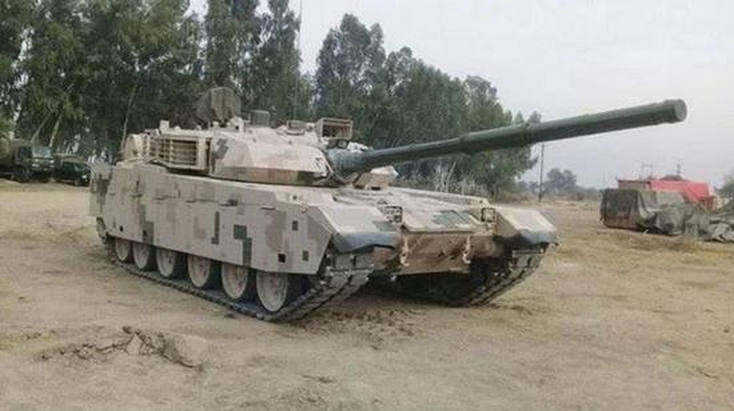 Pakistan mua 300 xe tang VT-4 de dau voi 1000 chiec T-90S cua An Do-Hinh-10