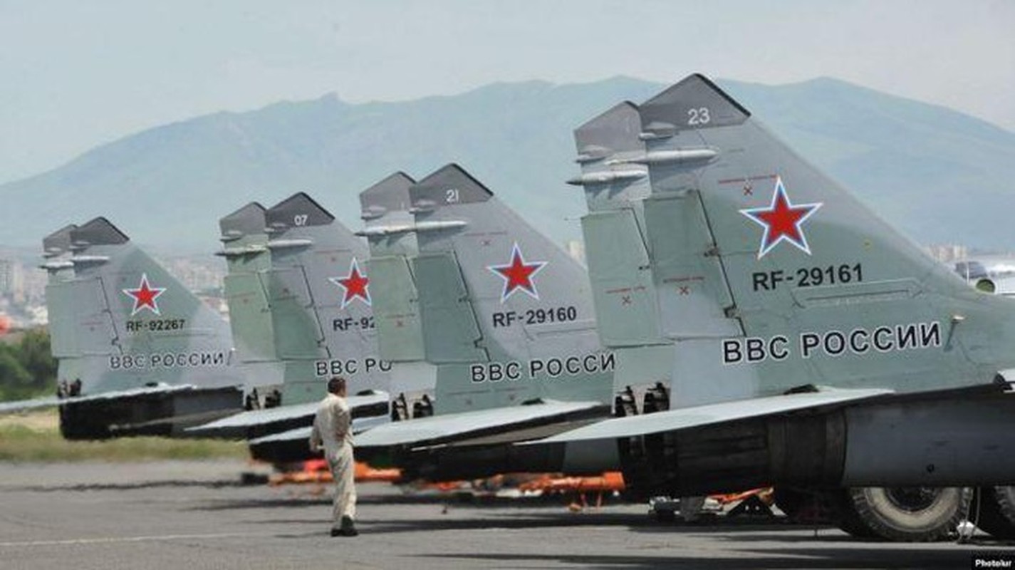 Dua hang loat MiG-29 den Armenia, Nga van noi 