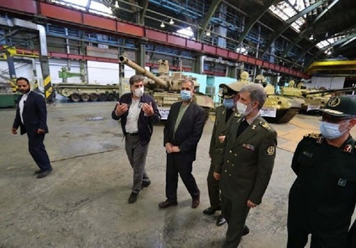 30 xe tang T-72S Iran keo den bien gioi Azerbaijan chuan bi danh lon?-Hinh-6
