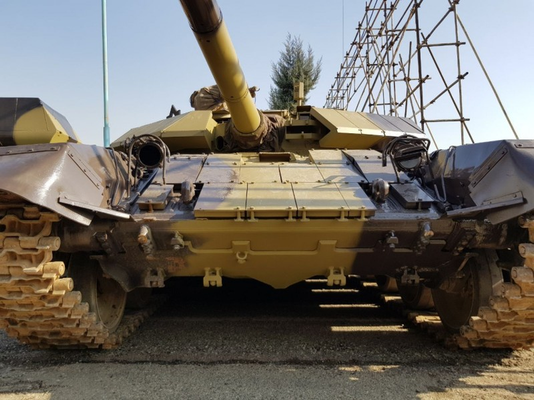 30 xe tang T-72S Iran keo den bien gioi Azerbaijan chuan bi danh lon?-Hinh-8