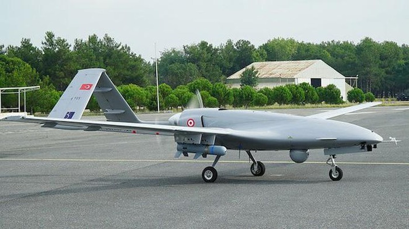 UAV Bayraktar TB2 Tho Nhi Ky nguy co nam dat vi thieu dong co-Hinh-6