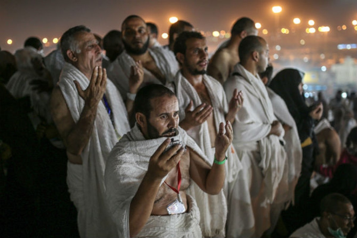Hang trieu nguoi do ve Thanh dia Mecca trong Le  Hajj 2015