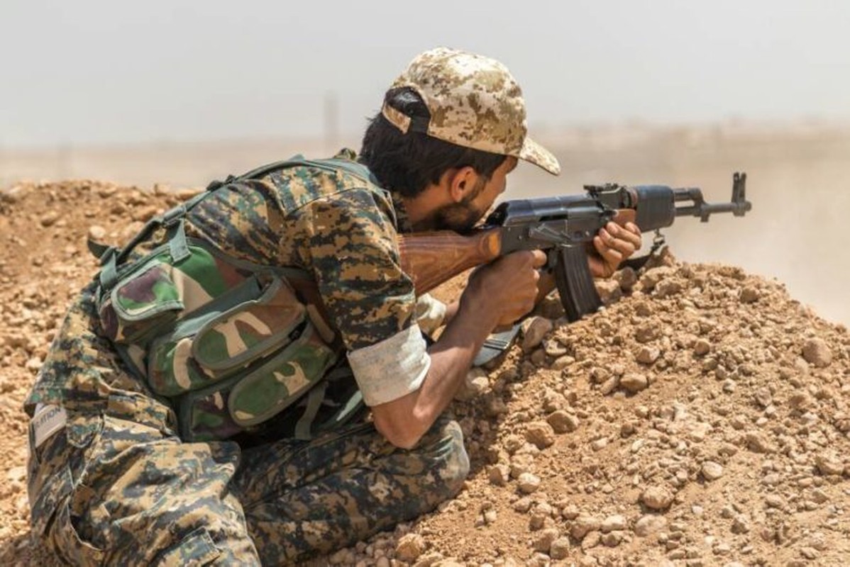 Anh: Phien quan IS tan cong nguoi Kurd o thanh pho Raqqa-Hinh-7