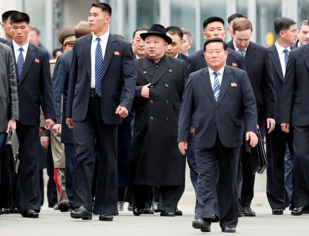 Chu tich Kim Jong-un den Vladivostok, san sang cho thuong dinh Nga-Trieu-Hinh-8