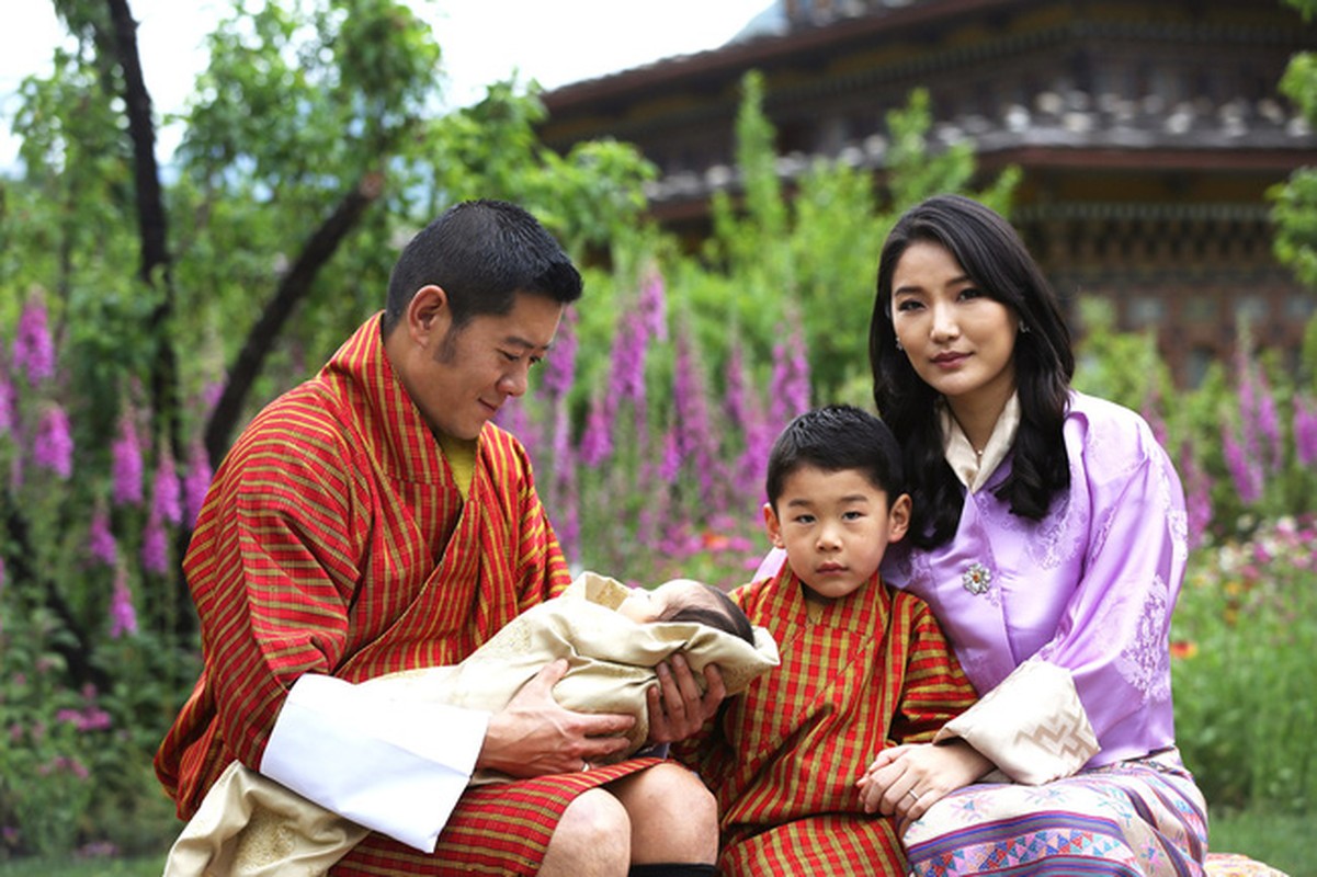 To am hanh phuc cua Hoang hau Bhutan xinh dep 