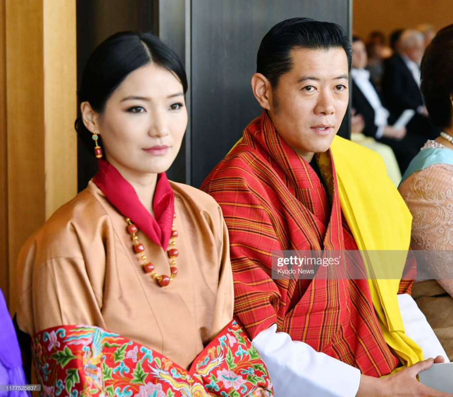 To am hanh phuc cua Hoang hau Bhutan xinh dep 