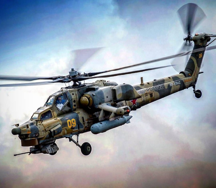 Close-up of two Russian attack helicopters used in Ukraine! - Military-wiki