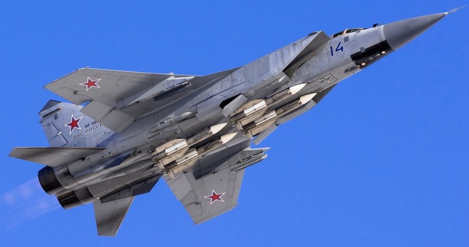 Tiem kich MiG-31 cua Nga duoc hien dai hoa len tam “sieu danh chan”