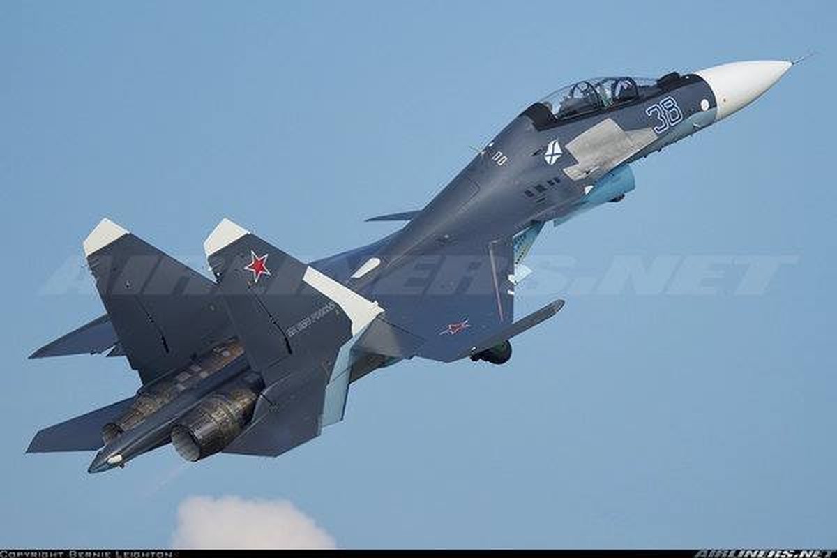 Phi cong F-35 Italia... xin thoi viec sau cham tran voi Su-30 Nga-Hinh-4