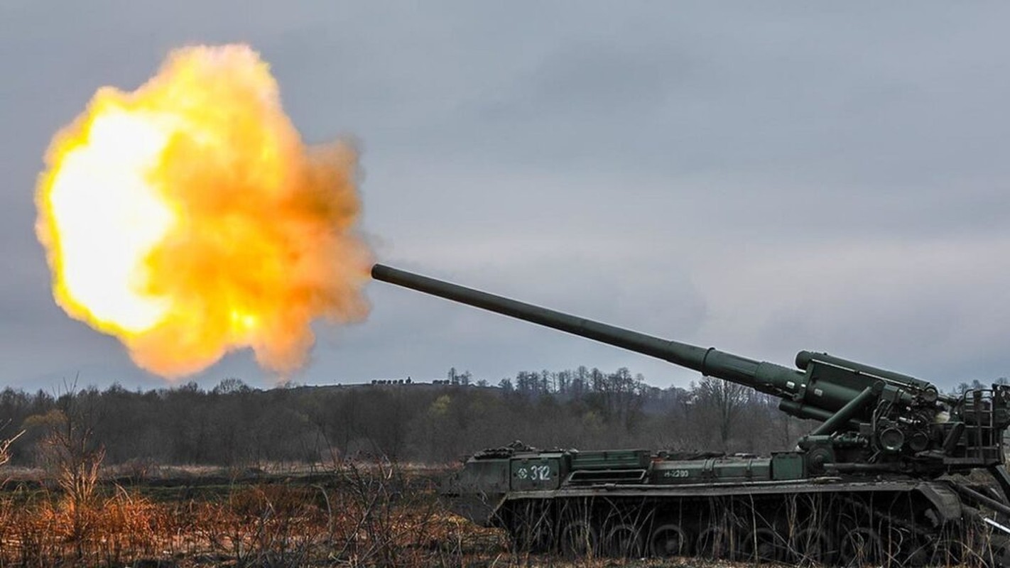 Mặt trận Donbass ác liệt, Nga đã đưa siêu pháo 2S7 Pion vào trận - Hình 15 Mat tran Donbass ac liet, Nga da dua sieu phao 2S7 Pion vao tran-Hinh-15