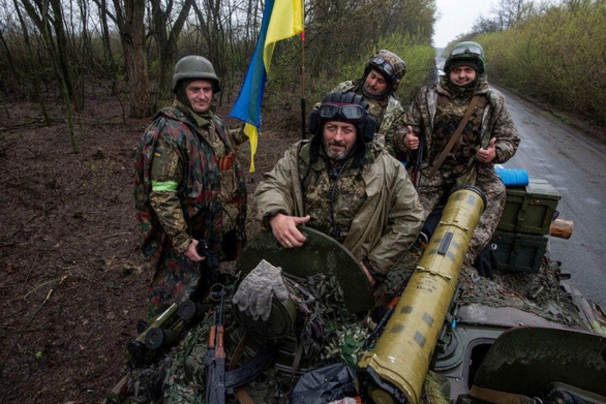 Ukraine khong du vu khi de phan cong huong Kherson?-Hinh-5