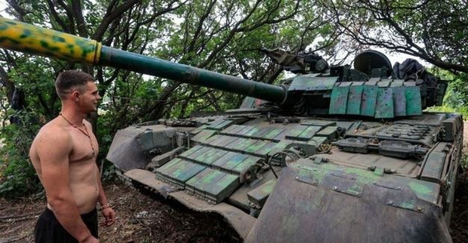Kherson chìm trong khói đạn, rơi vào thế "cài răng lược" - Hình 12 Kherson chim trong khoi dan, roi vao the