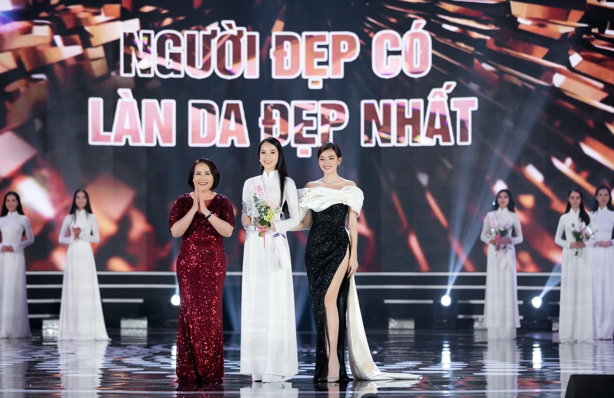 Nhan sac co gai co lan da dep nhat Hoa hau Viet Nam 2020